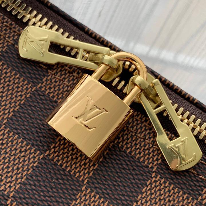 Louis Vuitton Speedy Bandouliere Bag  - DopestKickz