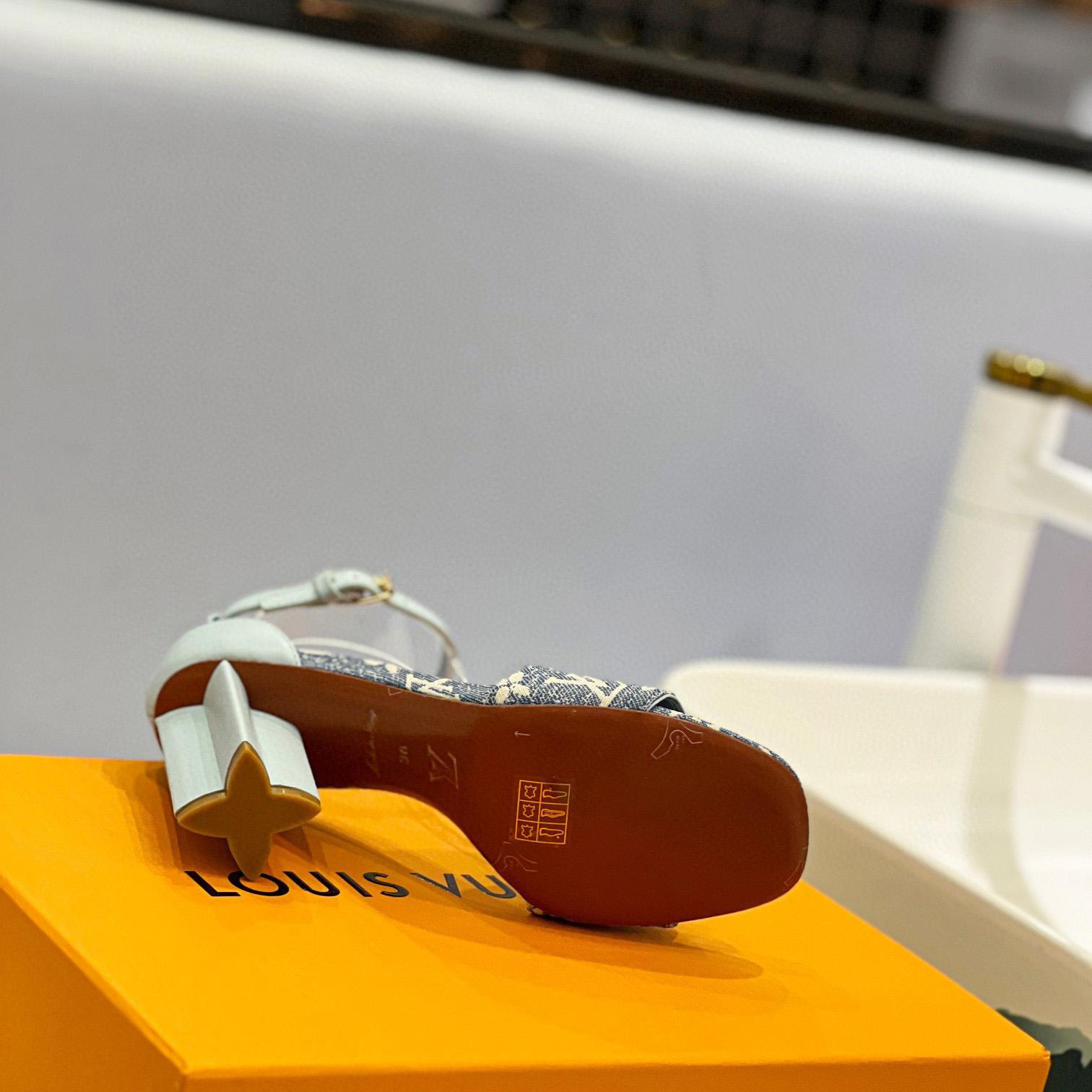 Louis Vuitton Silhouette Sandal     1AAZT5 - DopestKickz