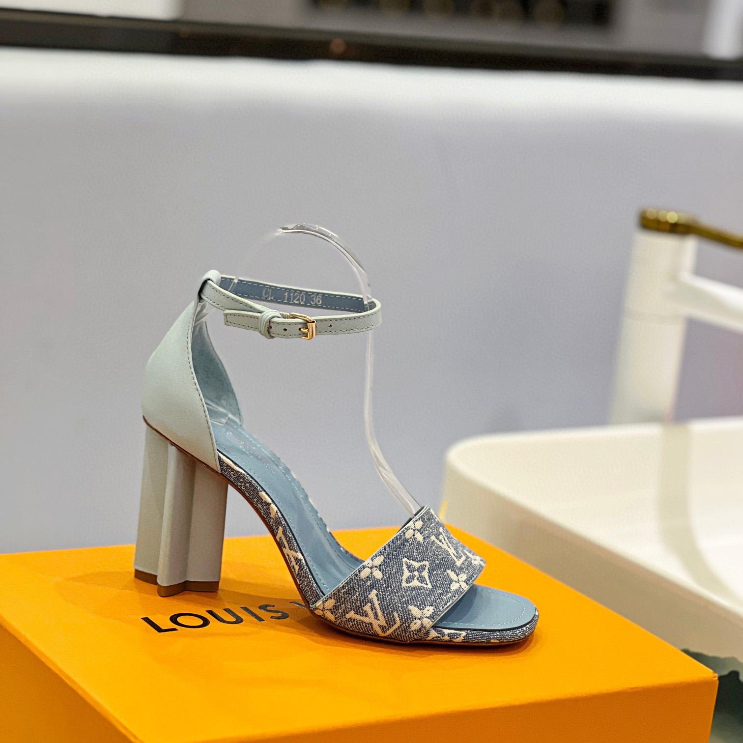 Louis Vuitton Silhouette Sandal     1AAZT5 - DopestKickz