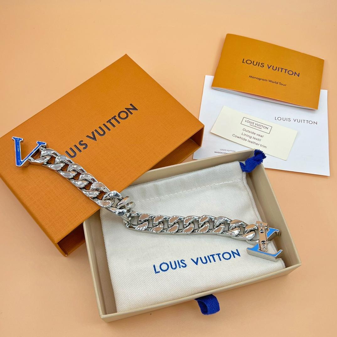 Louis Vuitton LV Chain Bracelet   M0919L - DopestKickz