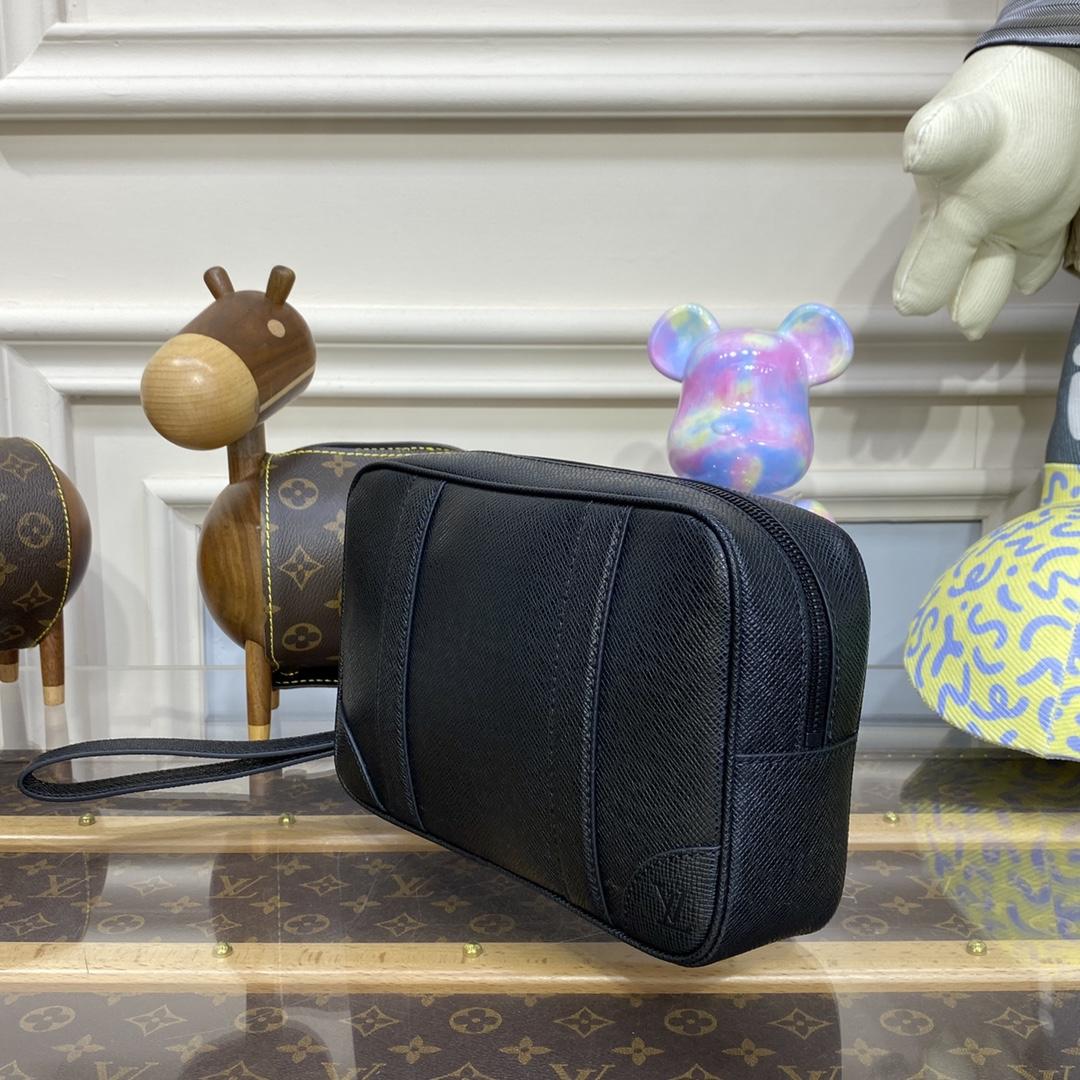 Louis Vuitton Pochette Kasai(25*15.5 *6.5cm)   M82078 - DopestKickz