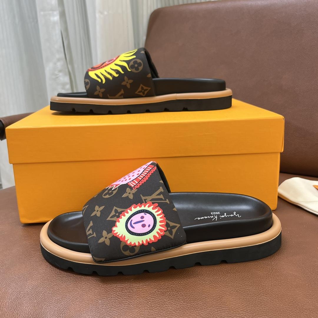 Louis Vuitton LV x YK Pool Pillow Flat Comfort Mule   1ABD8T - DopestKickz