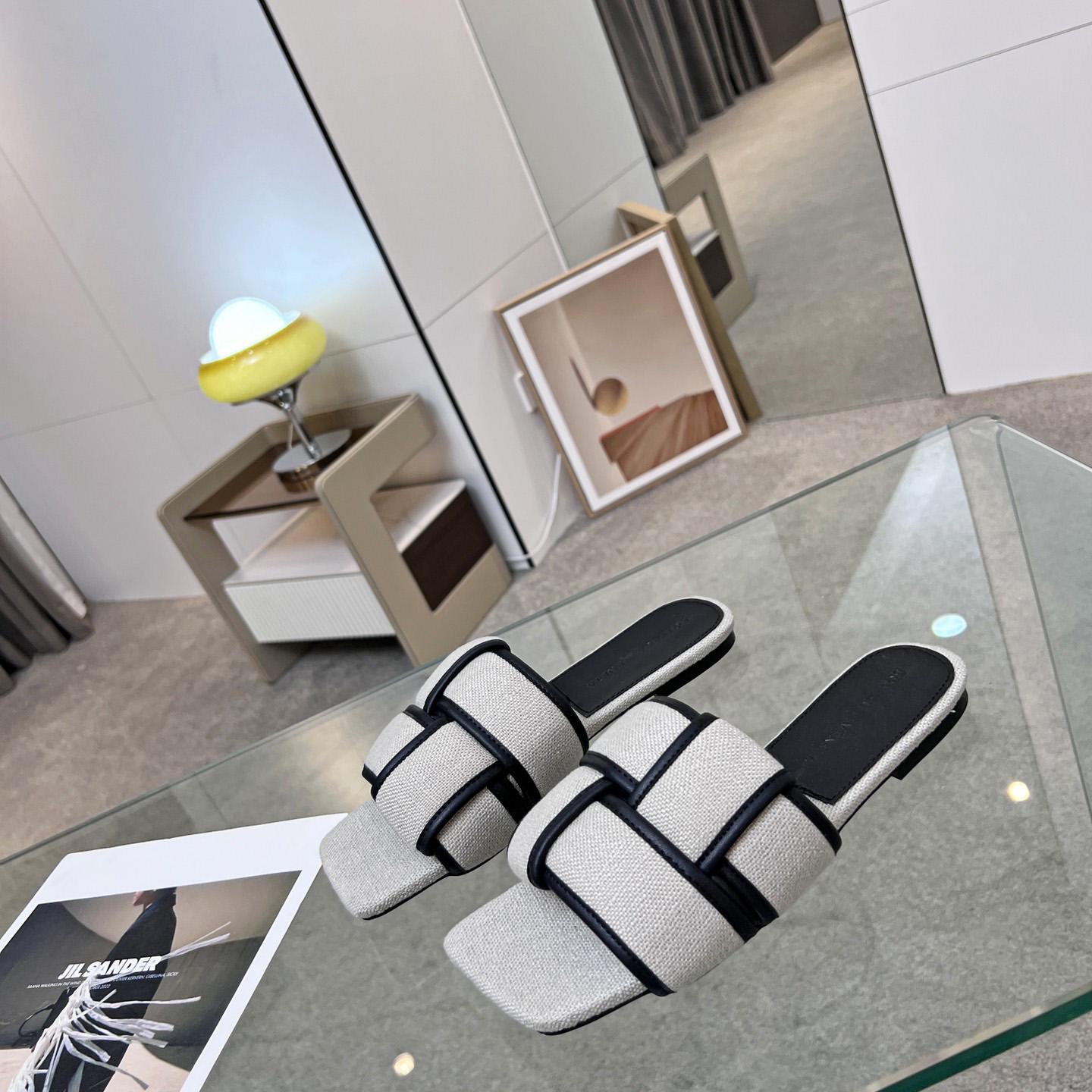 Bottega Veneta Patch Flat Mule - DopestKickz