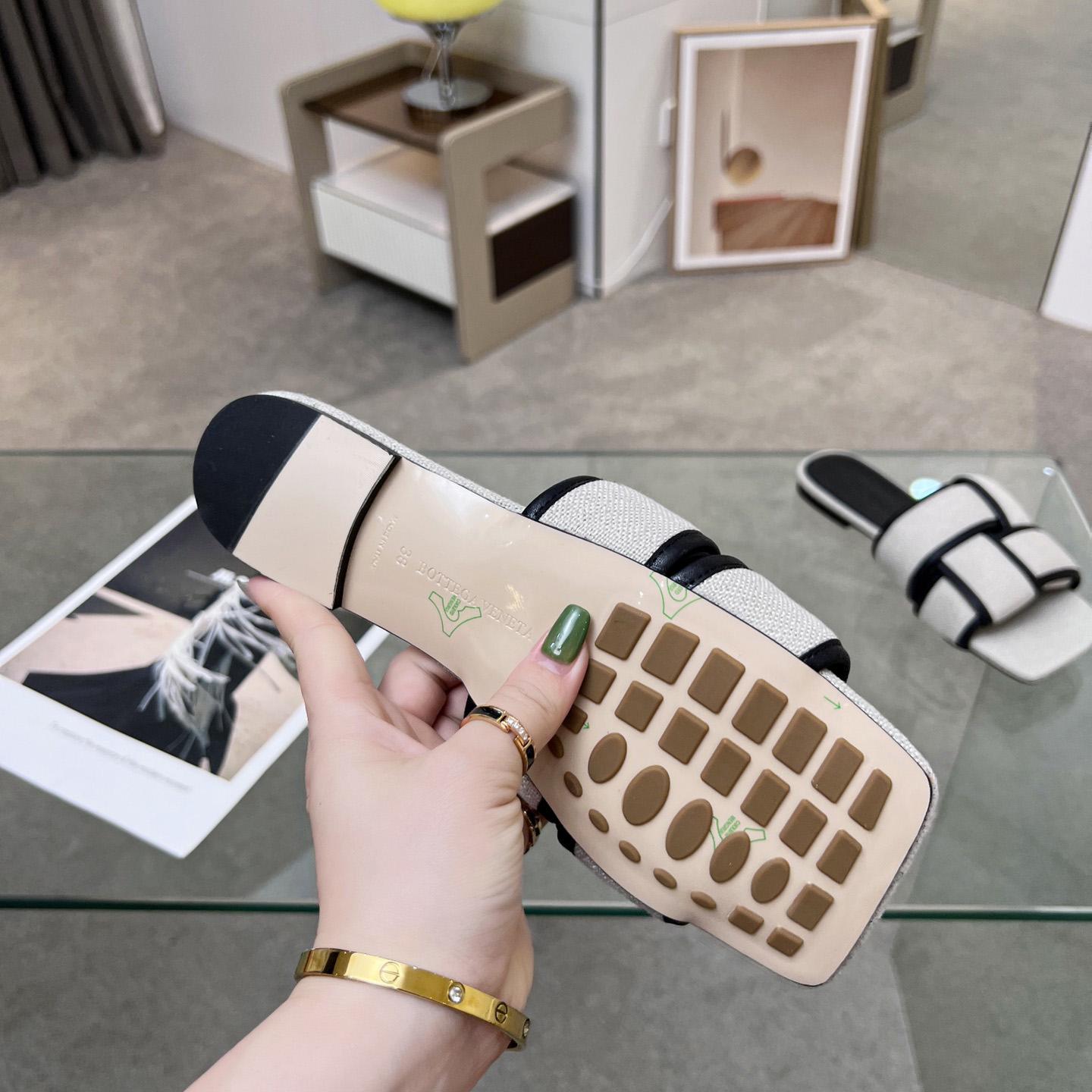 Bottega Veneta Patch Flat Mule - DopestKickz