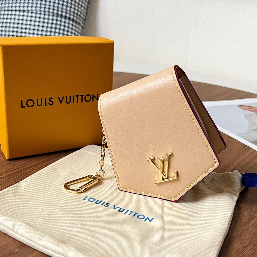 Louis Vuitton Key Bell XL   M22368 - DopestKickz