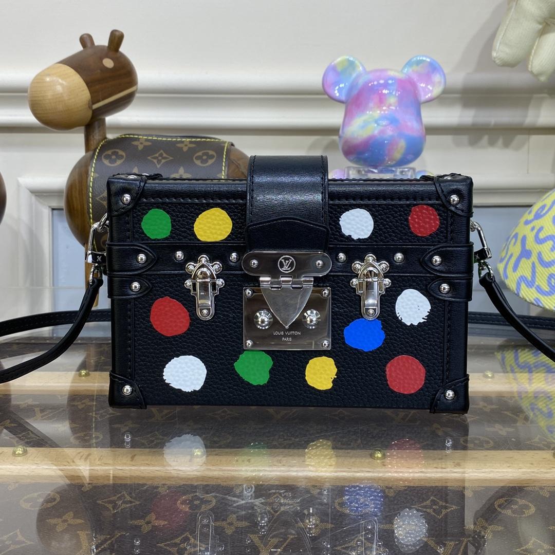 Louis Vuitton LV x YK Petite Malle (19.5*5*12.5CM)   M21621 - DopestKickz