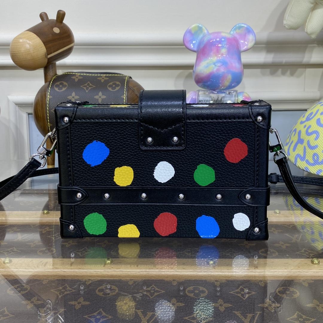 Louis Vuitton LV x YK Petite Malle (19.5*5*12.5CM)   M21621 - DopestKickz