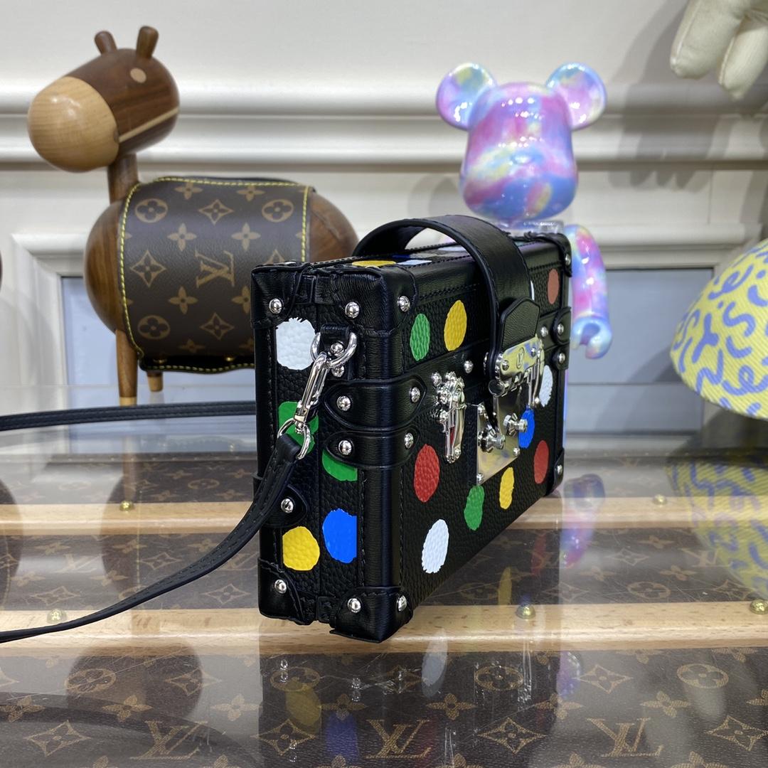 Louis Vuitton LV x YK Petite Malle (19.5*5*12.5CM)   M21621 - DopestKickz