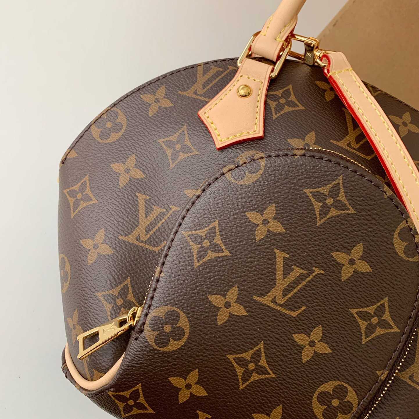 Louis Vuitton Ellipse PM Monogram  (28*21*8cm)   M46196 - DopestKickz