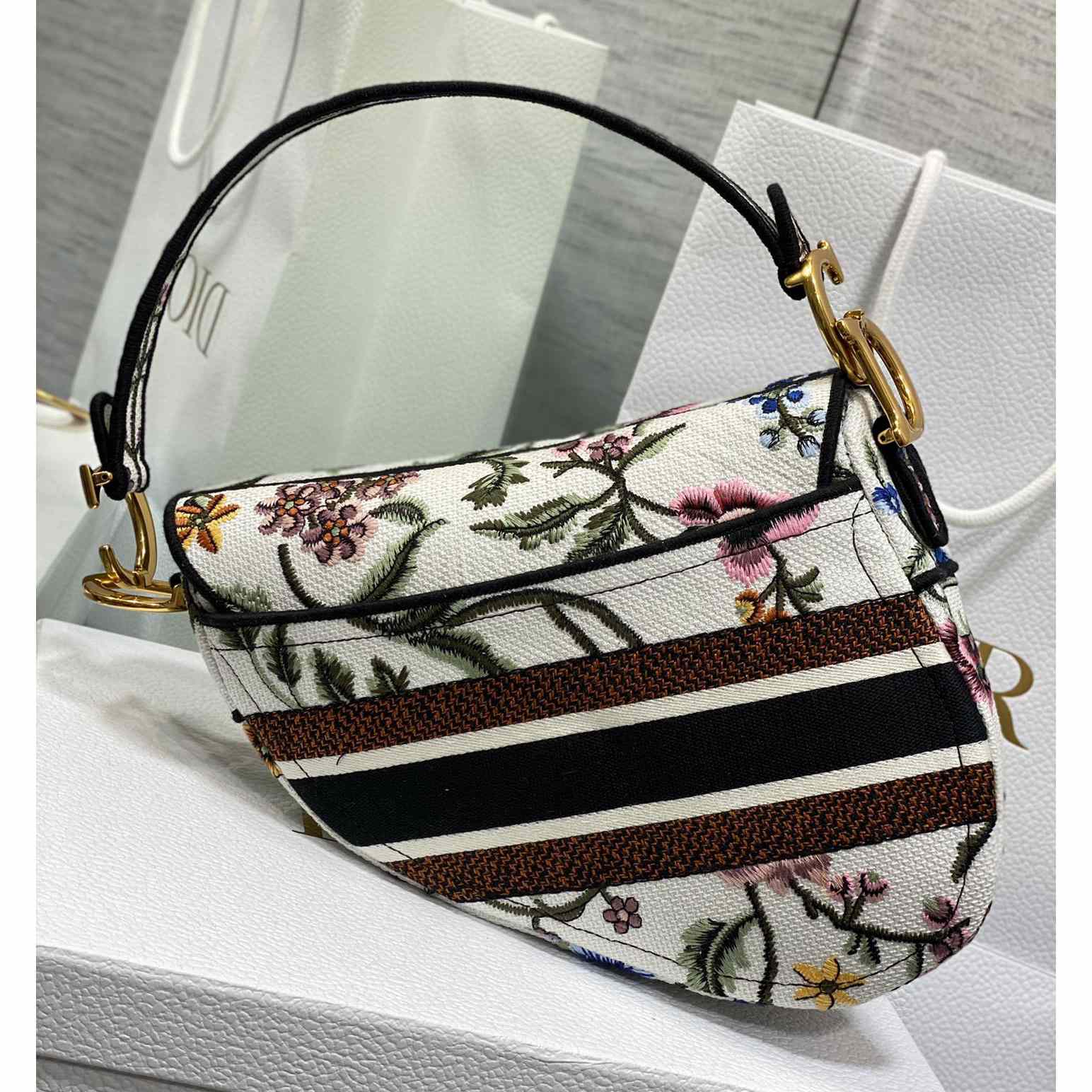 Dior Saddle Bag  - DopestKickz
