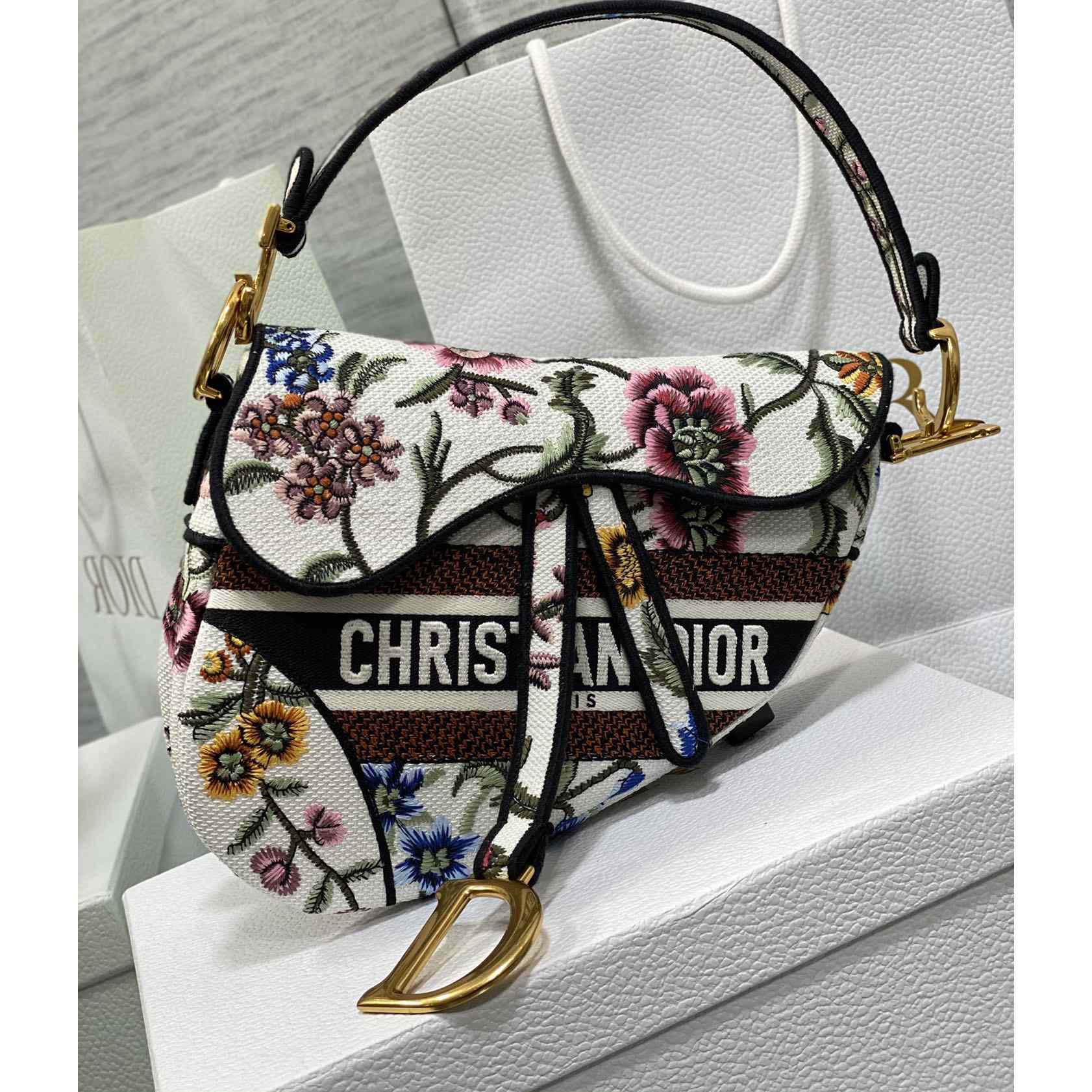 Dior Saddle Bag  - DopestKickz
