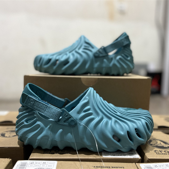 Salehe Bembury x CrocsPollex Clog - DopestKickz