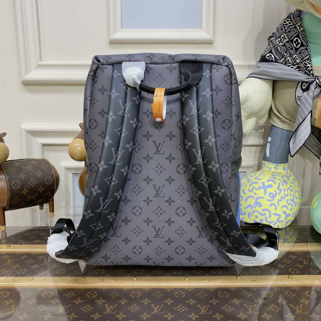 Louis Vuitton LV x YK Discovery Backpack (30*40*20cm)    M46440 - DopestKickz