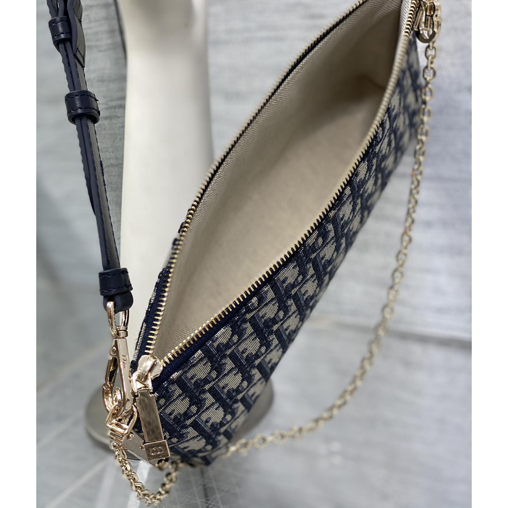 Dior Club Bag - DopestKickz