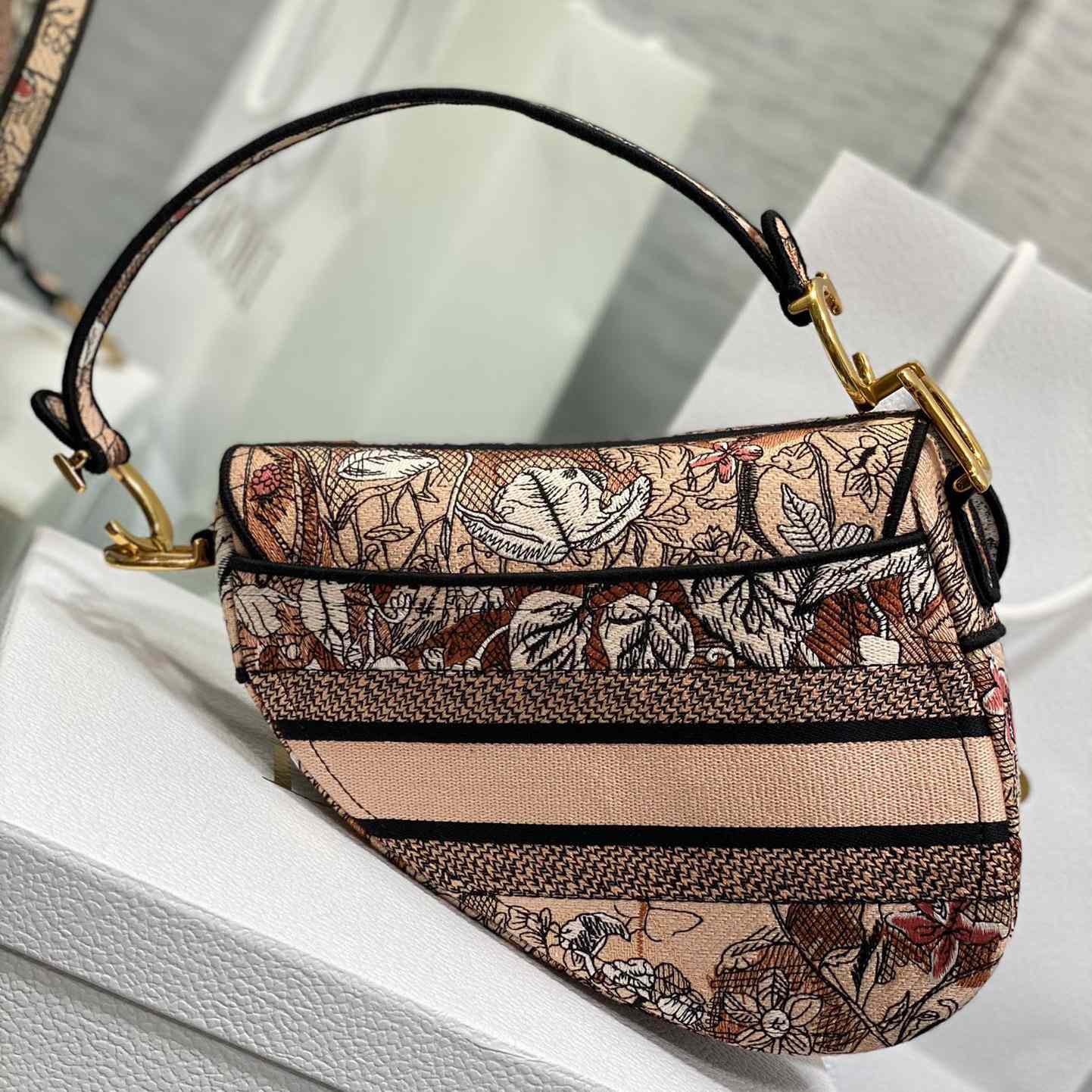 Dior Saddle Bag Metallic Pink Brocart Embroidery - DopestKickz