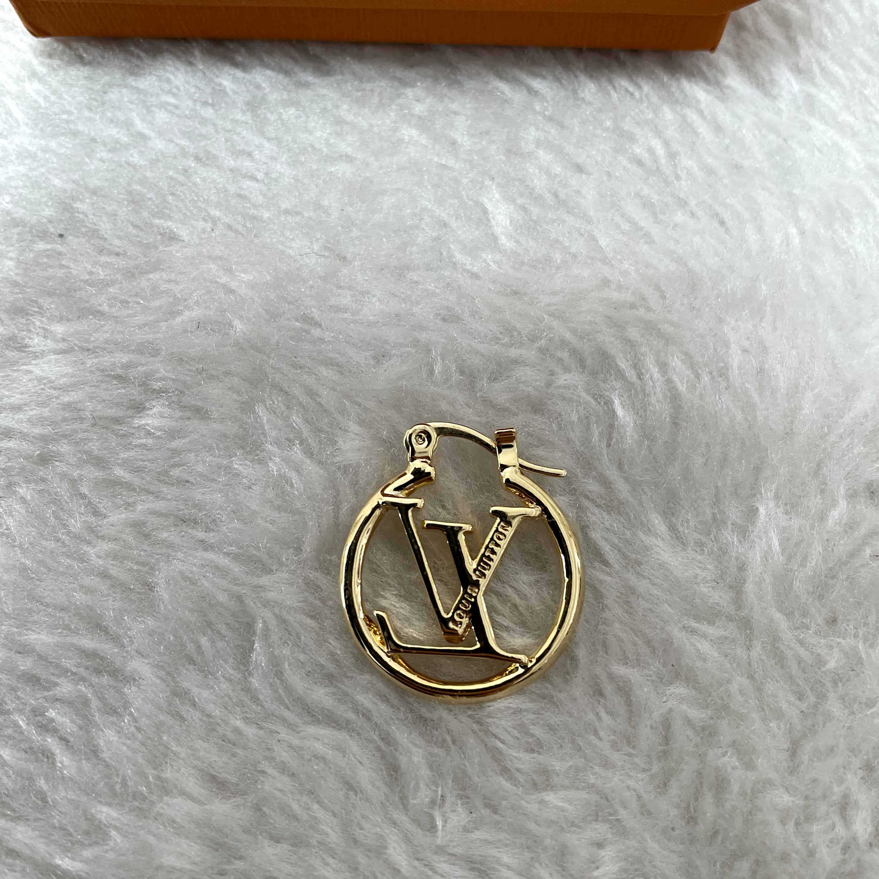 Louis Vuitton Earring  - DopestKickz