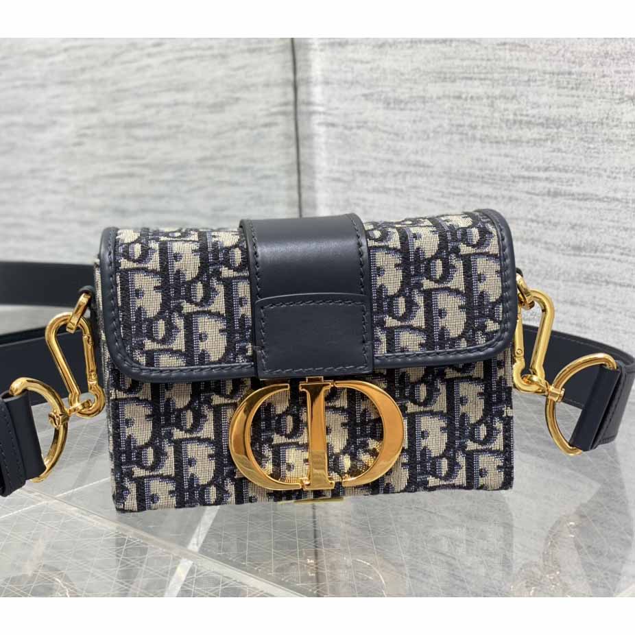 Dior 30 Montaigne Box Bag - DopestKickz