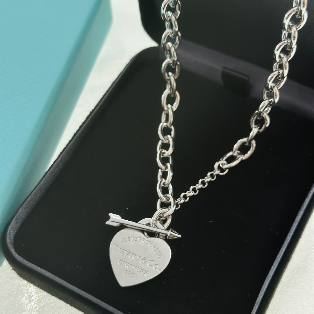 Tiffany&CO Lovestruck Heart Tag Necklace - DopestKickz