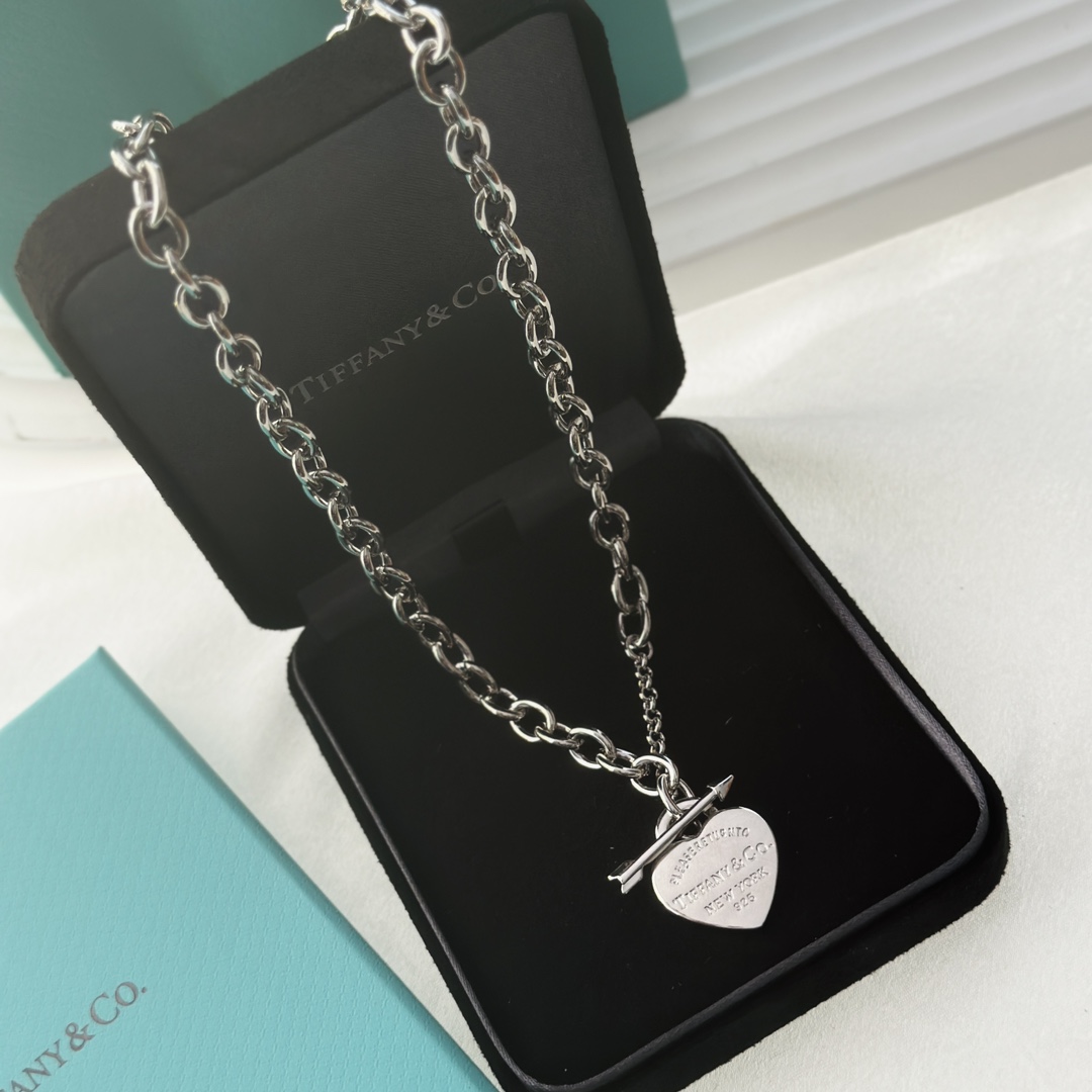 Tiffany&CO Lovestruck Heart Tag Necklace - DopestKickz