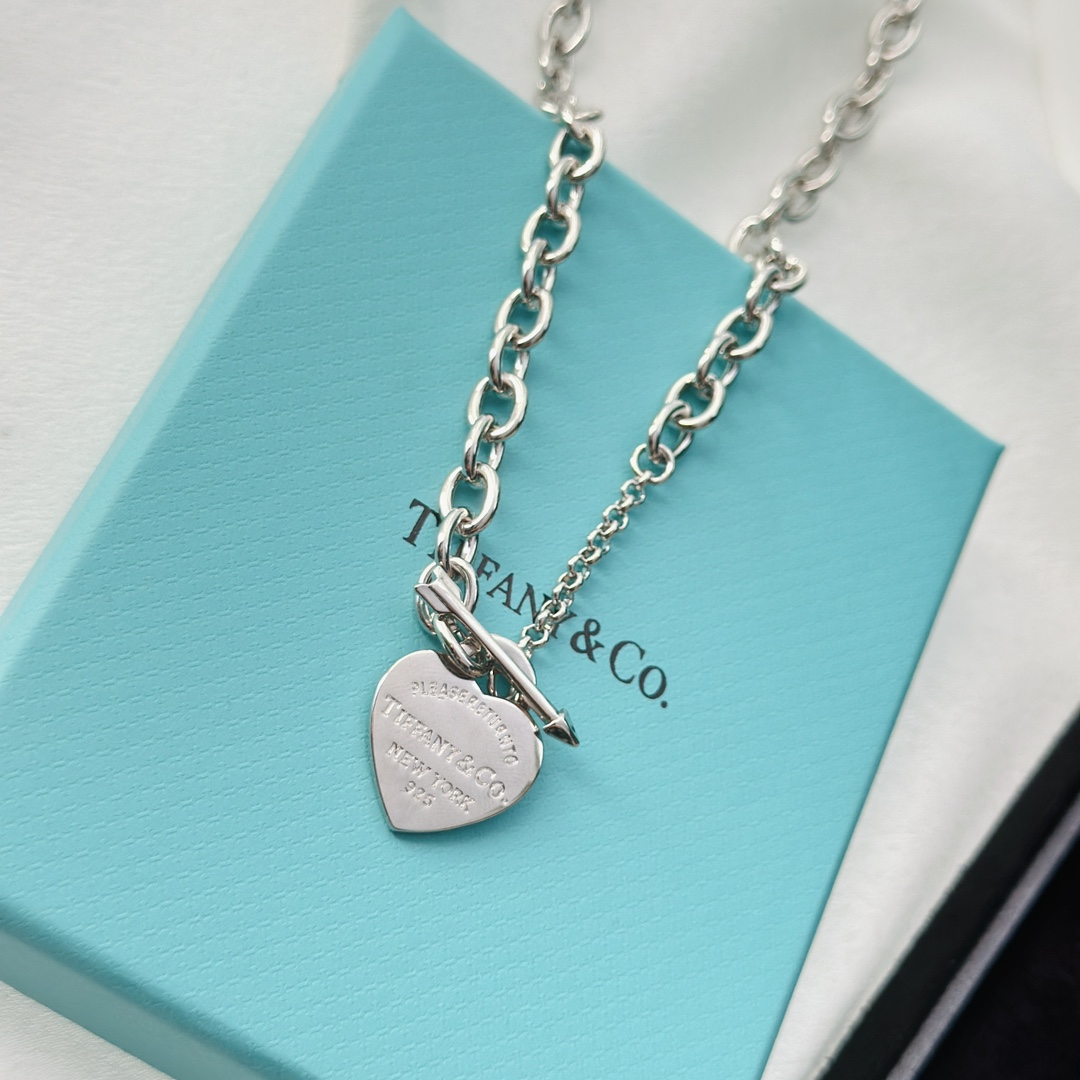 Tiffany&CO Lovestruck Heart Tag Necklace - DopestKickz