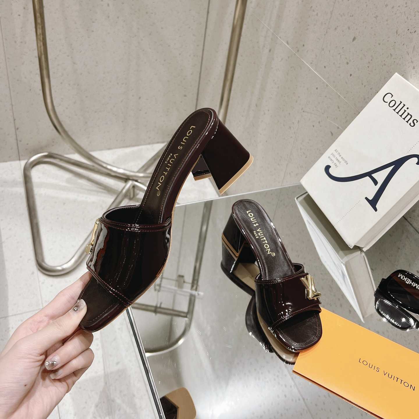 Louis Vuitton Shake Mule   1ABIDW - DopestKickz