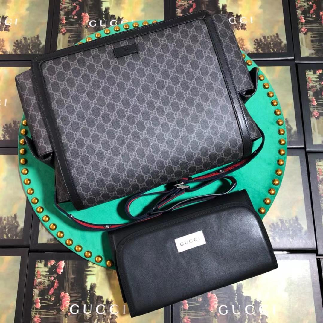 Gucci GG Supreme Diaper Bag(44-28-14cm) - DopestKickz