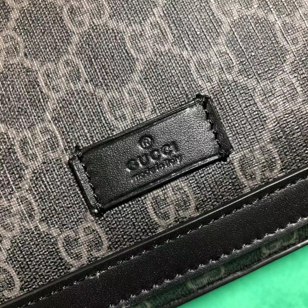 Gucci GG Supreme Diaper Bag(44-28-14cm) - DopestKickz