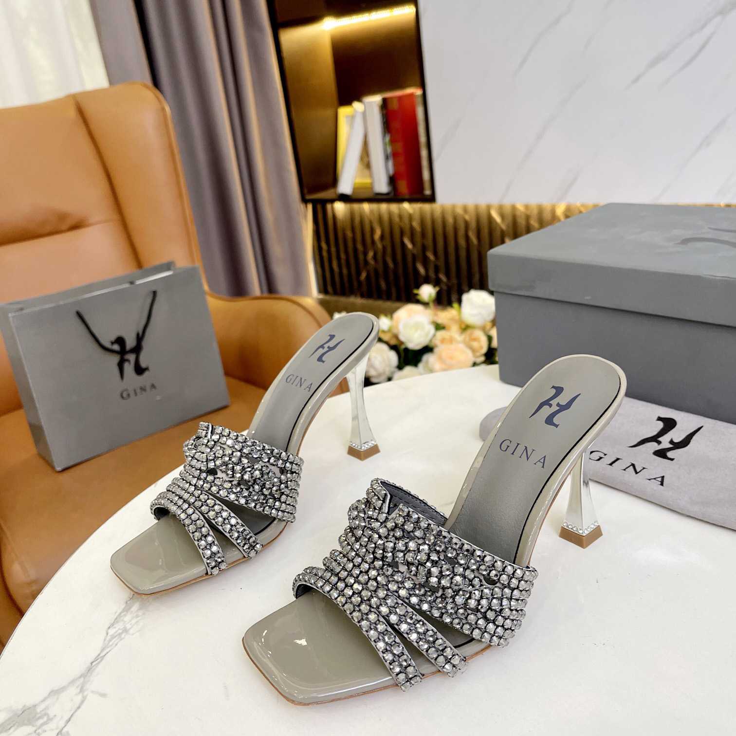 Gina Utah In Shadow Chic - DopestKickz