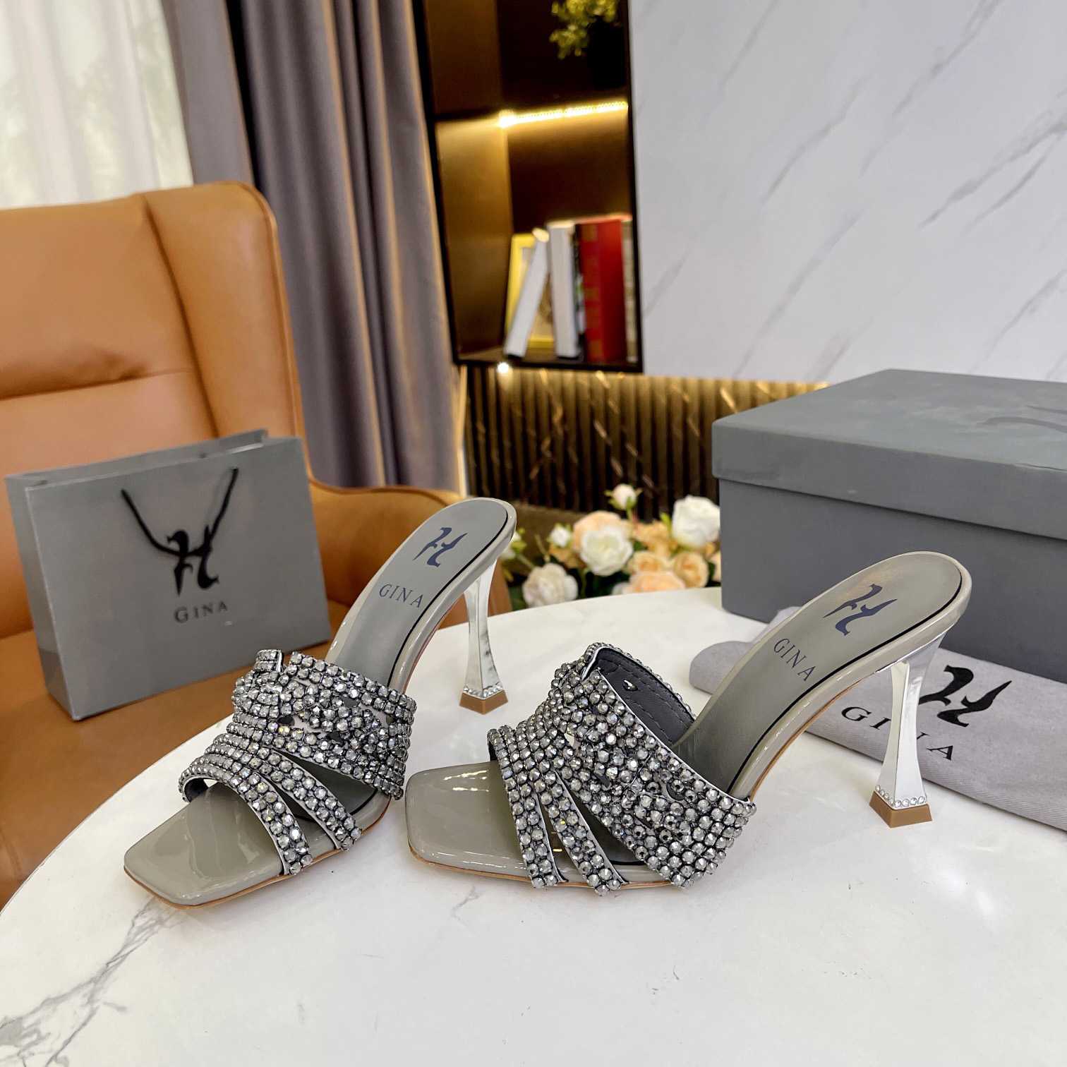 Gina Utah In Shadow Chic - DopestKickz