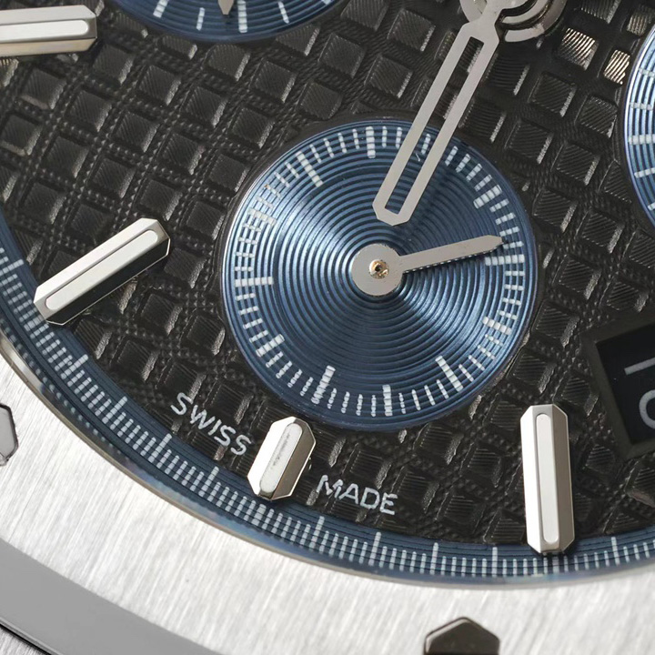 Audemars Piguet Royal Oak Chronograph - DopestKickz