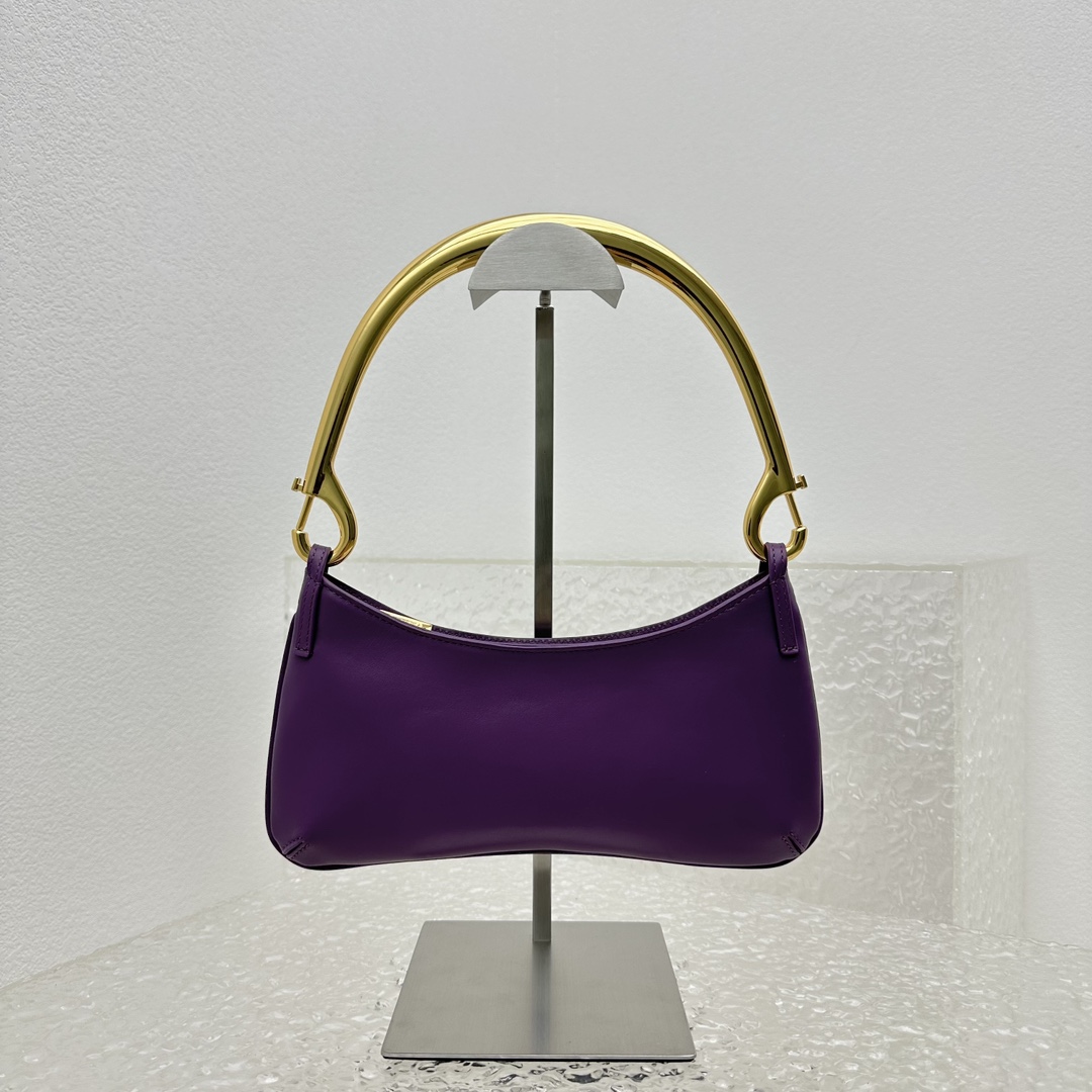 Jacquemus Le Bisou Mousqueton Carabiner Strap Shoulder Bag - DopestKickz