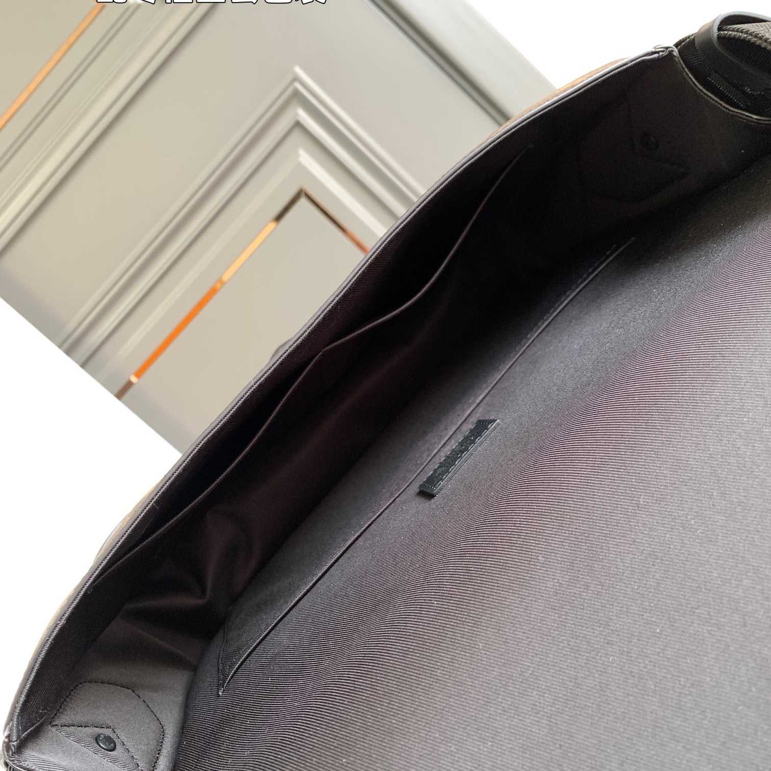 Louis Vuitton Archy Messenger MM(35x24x8CM)   M46328 - DopestKickz