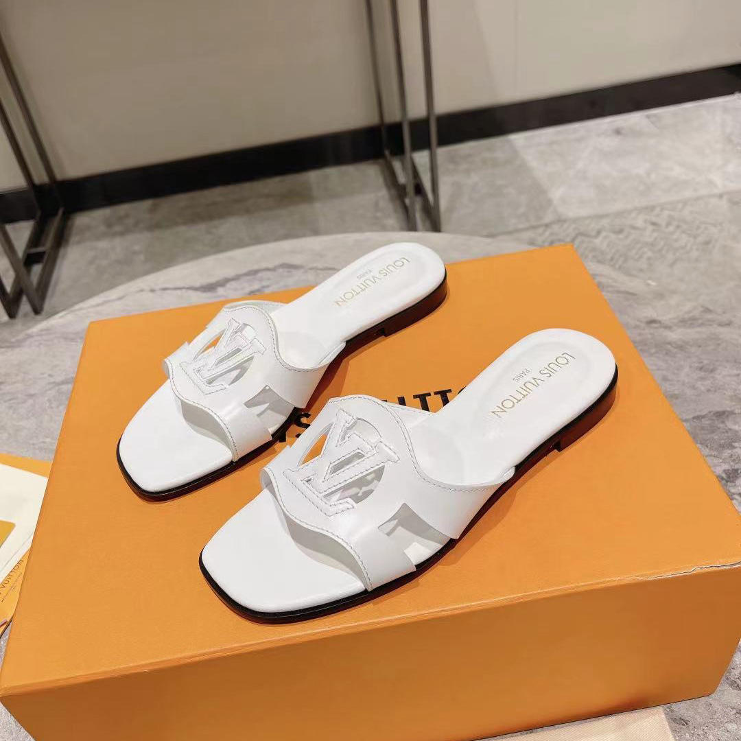 Louis Vuitton LV Isola Flat Mule   1ABOZK - DopestKickz