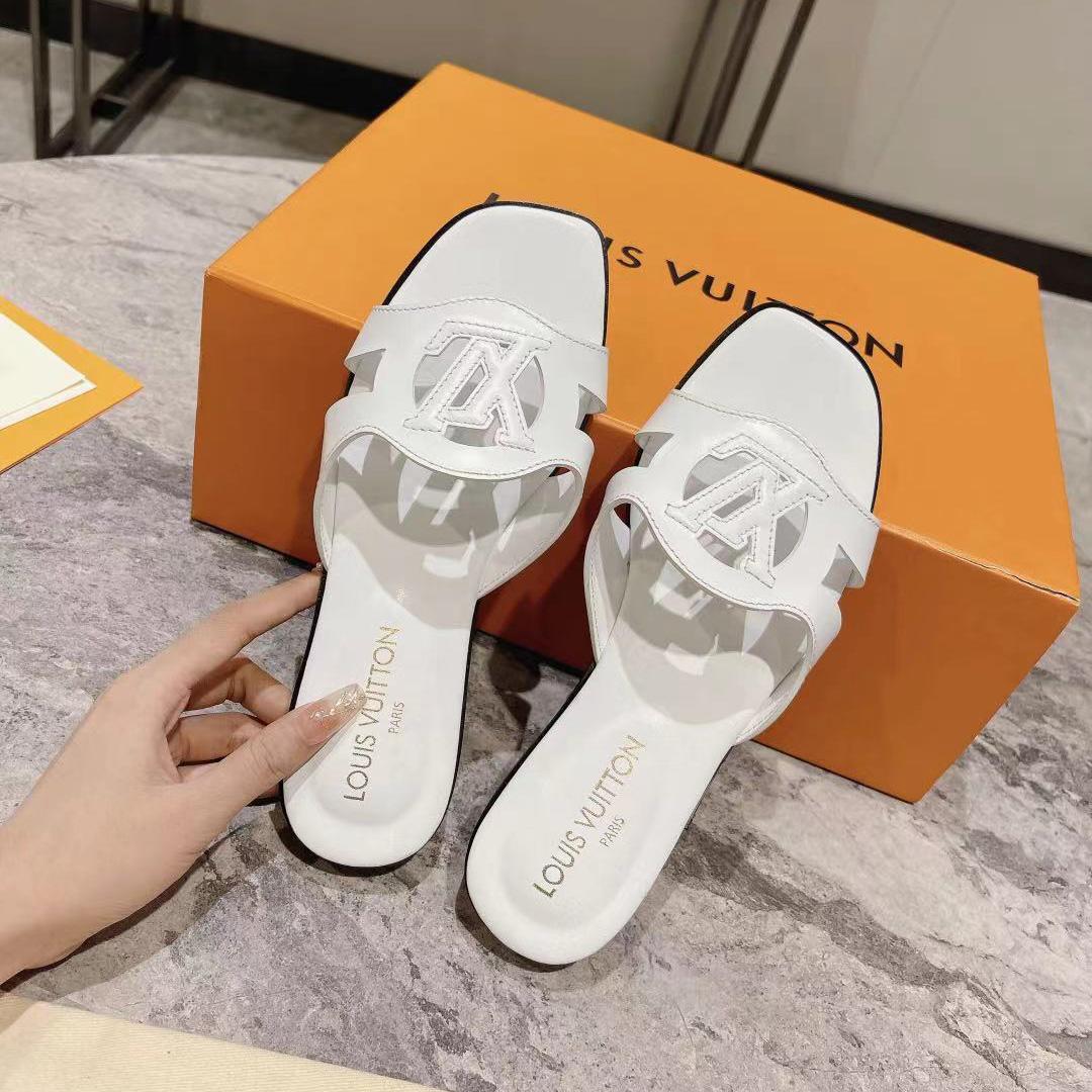 Louis Vuitton LV Isola Flat Mule   1ABOZK - DopestKickz