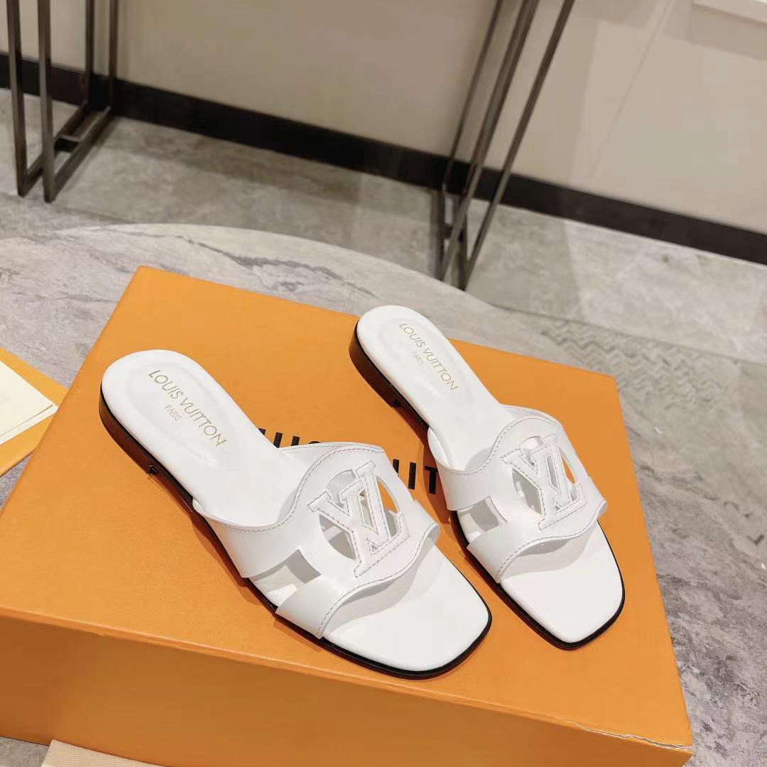 Louis Vuitton LV Isola Flat Mule   1ABOZK - DopestKickz