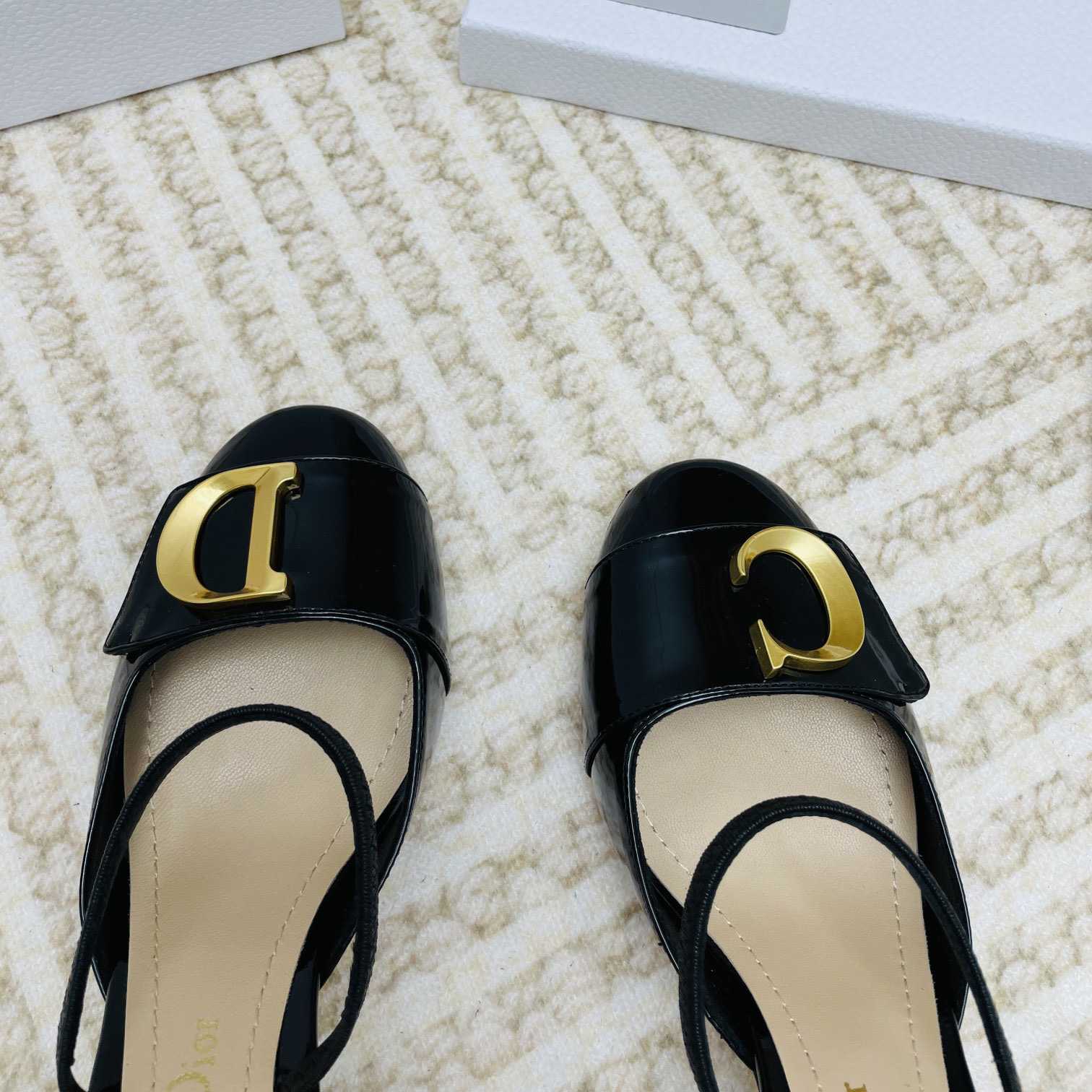 Dior C'est Dior Slingback Pump - DopestKickz