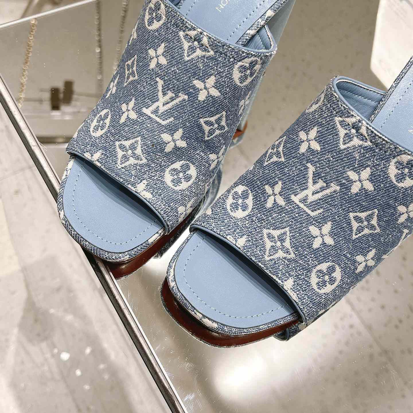 Louis Vuitton Silhouette Mule   1AAZUG - DopestKickz