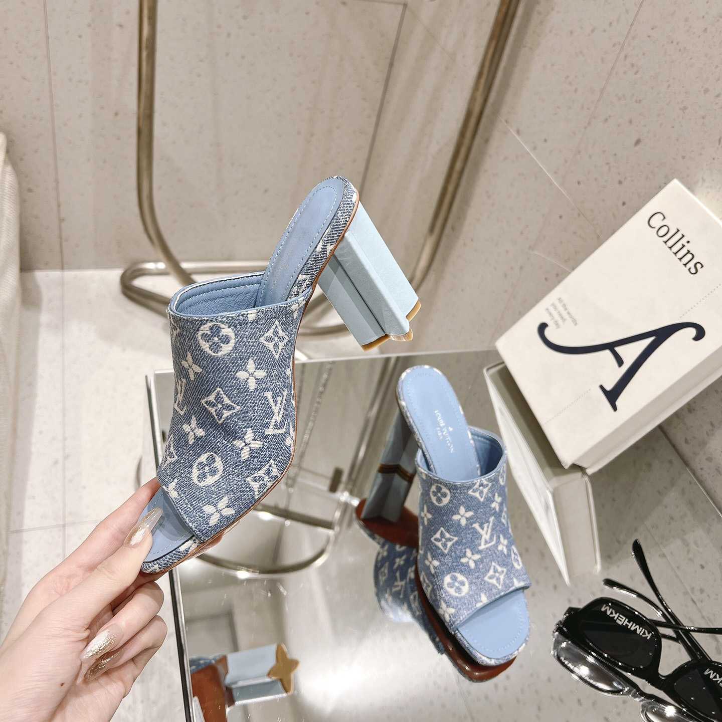 Louis Vuitton Silhouette Mule   1AAZUG - DopestKickz