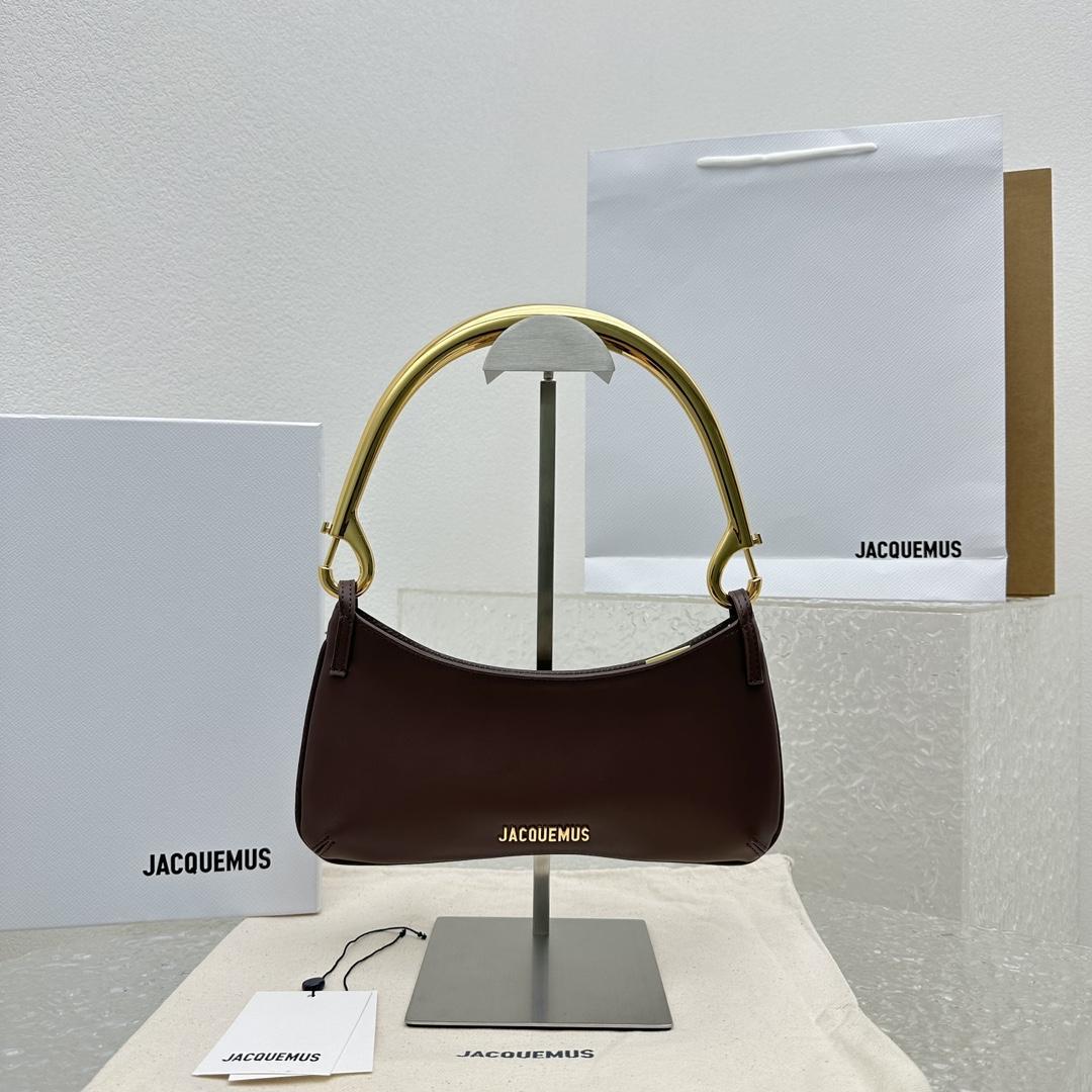 Jacquemus Le Bisou Mousqueton Carabiner Strap Shoulder Bag - DopestKickz