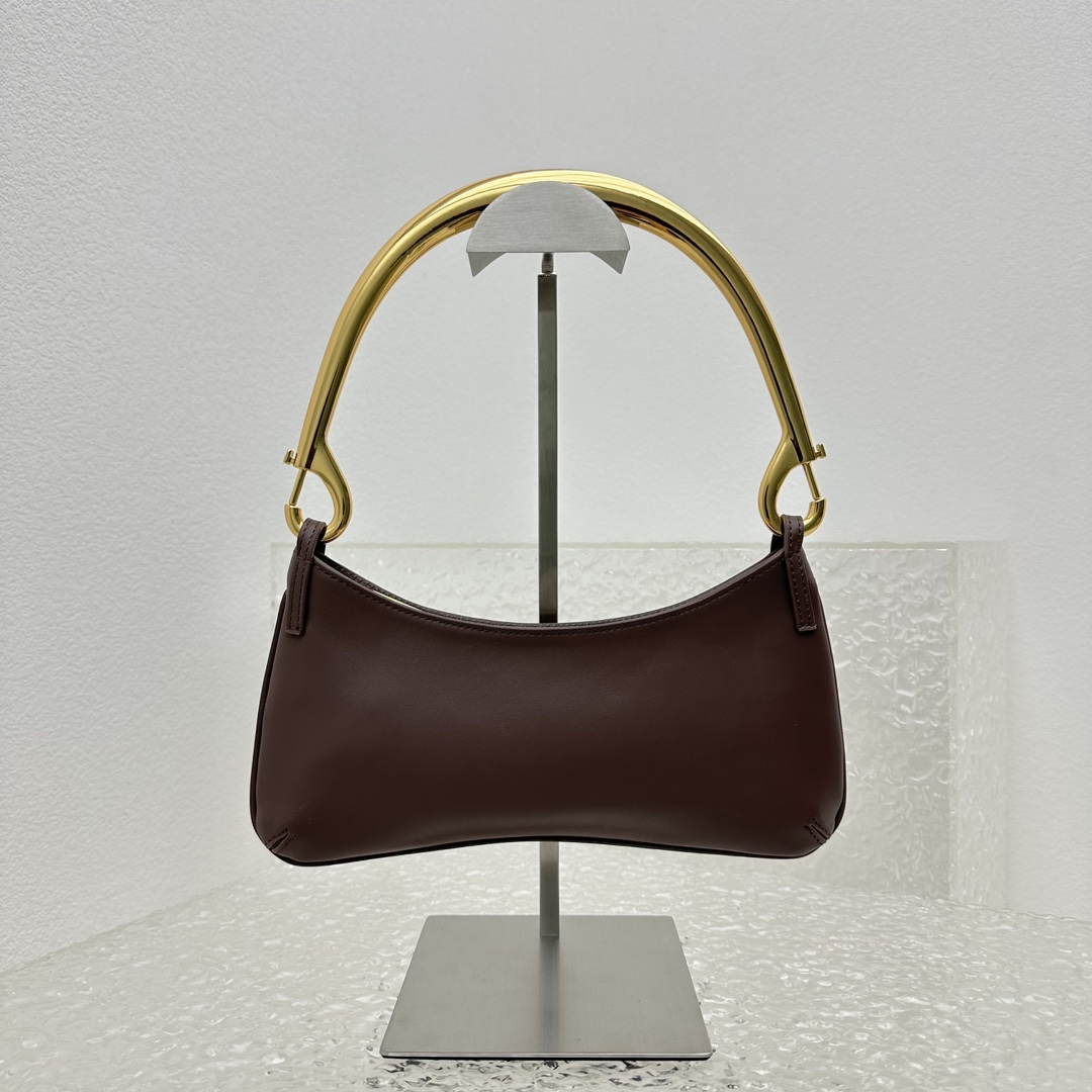 Jacquemus Le Bisou Mousqueton Carabiner Strap Shoulder Bag - DopestKickz