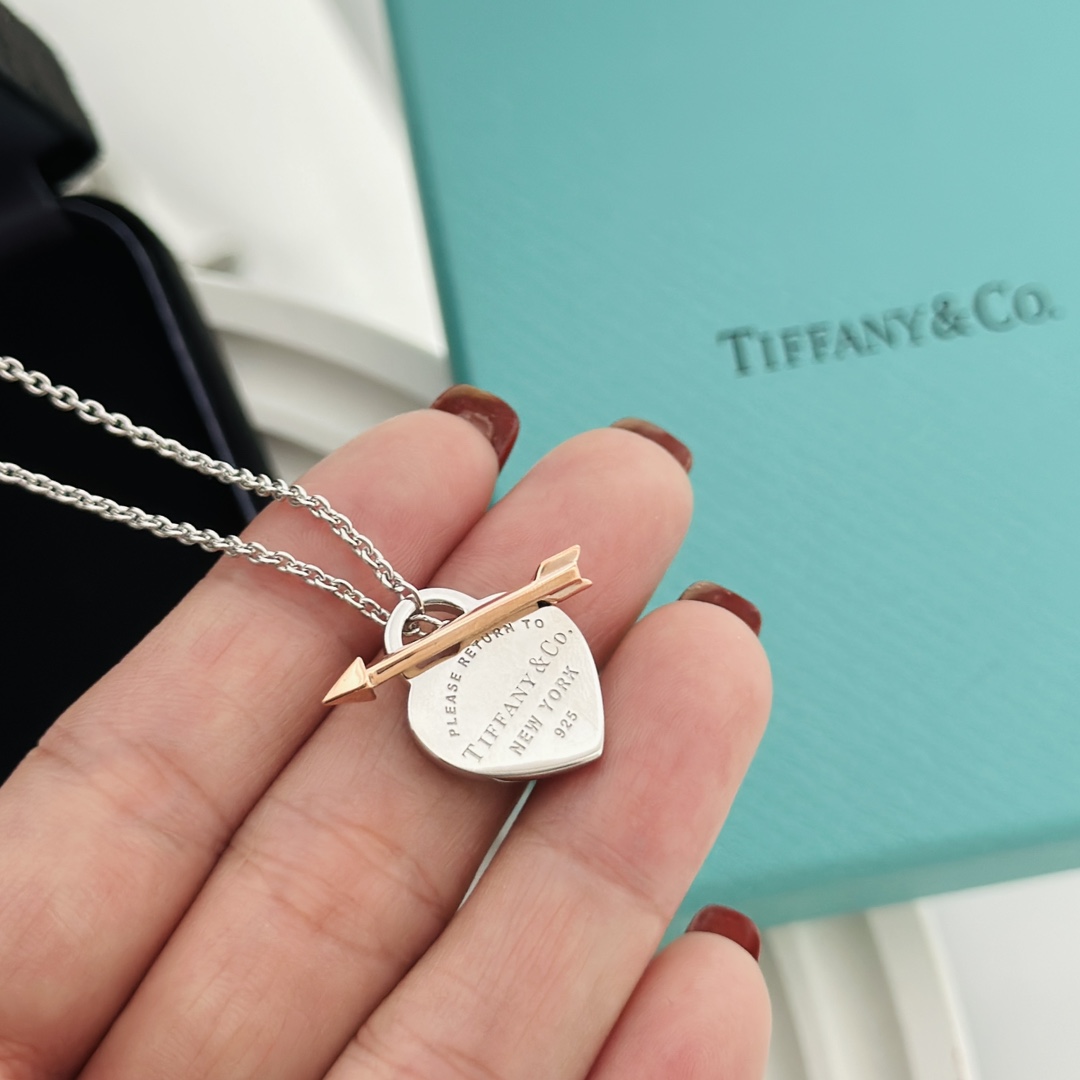 Tiffany&CO Lovestruck Heart Tag Pendant - DopestKickz