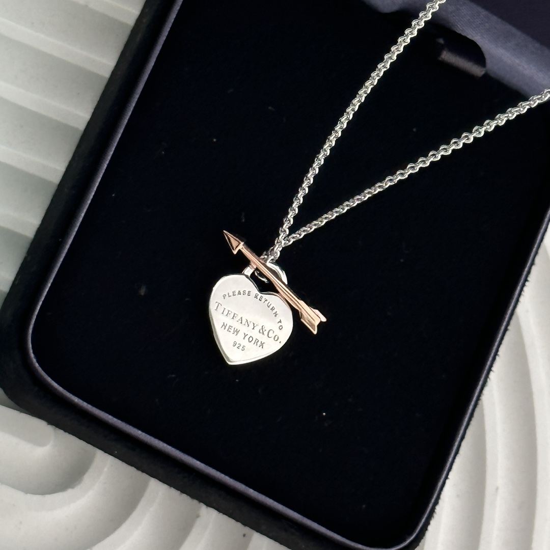 Tiffany&CO Lovestruck Heart Tag Pendant - DopestKickz