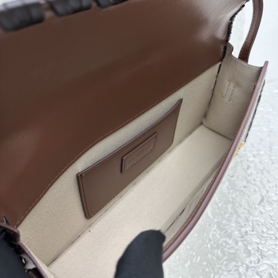 Jacquemus Le Bambino Long Lacet Long laced Flap Bag(28x13.5x6cm) - DopestKickz