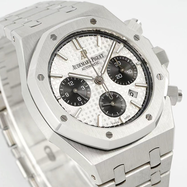 Audemars Piguet Royal Oak Chronograph - DopestKickz