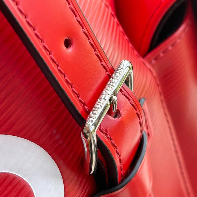 Louis Vuitton x Supreme Christopher Backpack (26*47*13cm) - DopestKickz