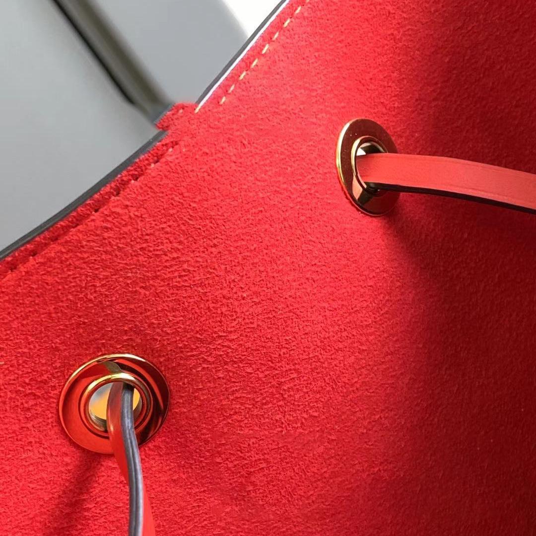 Louis Vuitton Néonoé (26 x 26 x 17.5cm) M44021 - DopestKickz