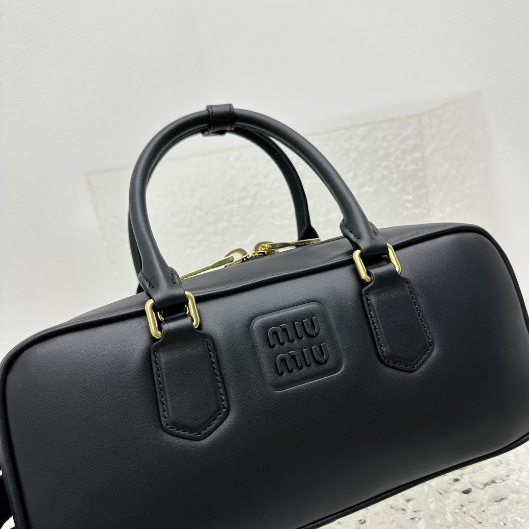 Miu Miu Leather Top-handle Bag - DopestKickz