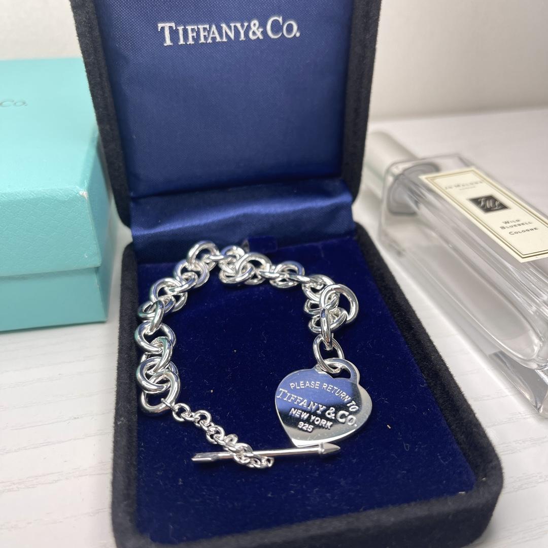Tiffany&CO Lovestruck Heart Tag Bracelet - DopestKickz