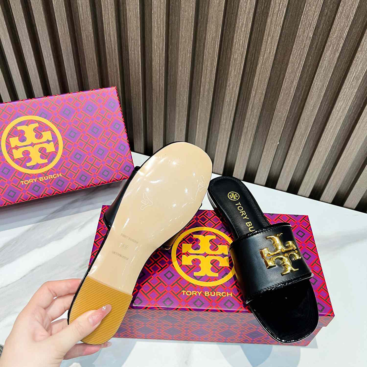 Tory Burch Eleanor Slide - DopestKickz