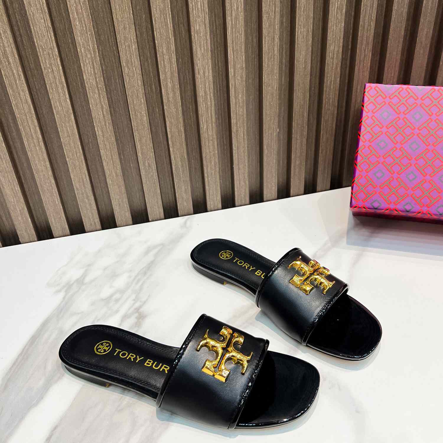 Tory Burch Eleanor Slide - DopestKickz